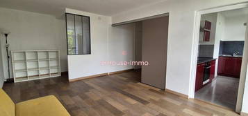 Saint Maur : Beau T1 bis 43 m² + grand balcon