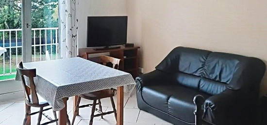 Location appartement 1 pièce 32 m²