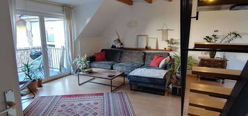 lichtdurchflutete 2-Zimmer Maisonette mit Südbalkon im alten Zentrum von Mainz-Bretzenheim