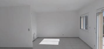Appartement  à vendre, 3 pièces, 2 chambres, 82 m²