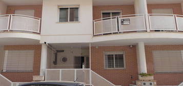 Chalet adosado en venta en calle General Brizuela, 5