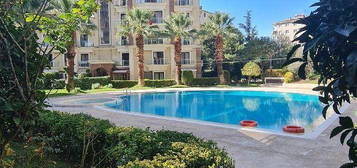 Kartal EAGLE PARK STESNDE kiralik 4+1bahce kati triplex