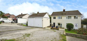 3 bed semi-detached house for sale