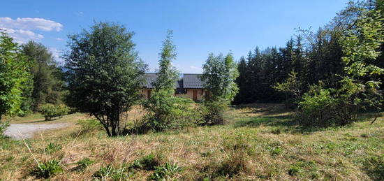 STUDIO Montagne avec terrasse et grand jardin