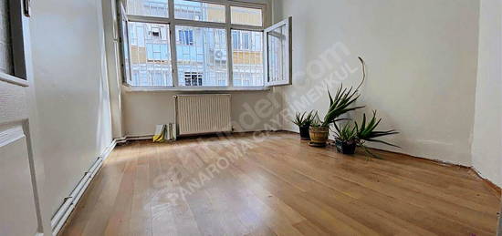 2+1 80 m2 YÜKSEK ĞİRİŞ KOMBİLİ KİRALIK DAİRE