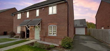 3 bedroom semi-detached house for sale