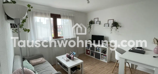 Tauschwohnung: Helle 2 Zimmer Whg. gegen 1-2 Zimmer Whg. nördlich der Elbe