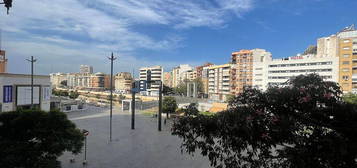 Piso en avenida Del Comandante Benítez, Ensanche Centro - Puerto, Málaga