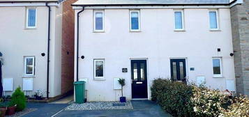 End terrace house to rent in Bickland View, Falmouth TR11