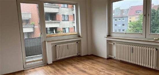 Schöne 2-Raum Wohnung mit Balkon!