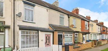 2 bed terraced house for sale