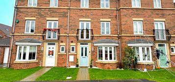 4 bedroom terraced house for sale