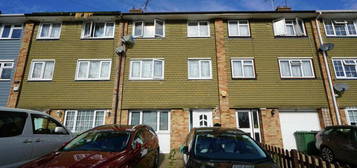 4 bedroom terraced house