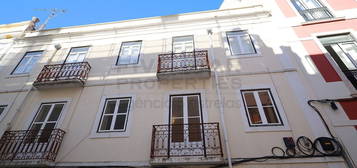 Arrendamento de Apartamento T1  na rua Andaluz, 44