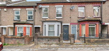 4 bedroom terraced house