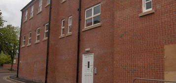 2 bed flat to rent