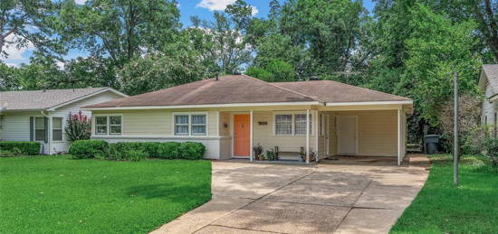 3747 Greenway Pl, Shreveport, LA 71105