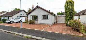 2 bedroom detached house for sale