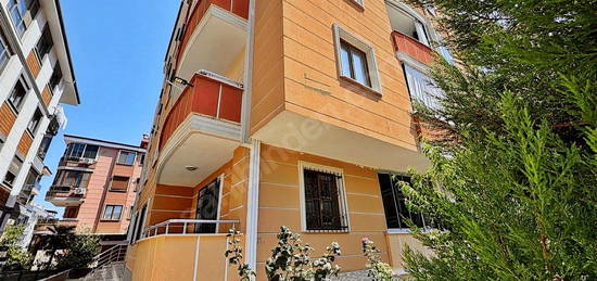 ANKA EMLAKTAN AKÇAY MERKEZDE CAM BALKONLU E. BANYOLU 2+1 DAİRE