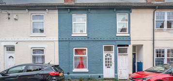 3 bed terraced house for sale