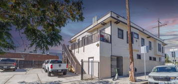 2972 W Pico Blvd Unit 201, Los Angeles, CA 90006