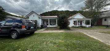 542 Riverside Dr, Prestonsburg, KY 41653