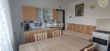 HALO reality - Predaj, rodinný dom Orešany - EXKLUZÍVNE HALO