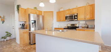 58 Stan Schriber Cres, Winnipeg, MB R3W 0J5