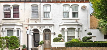 3 bed flat for sale