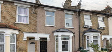 2 bedroom terraced house