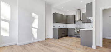 2 bed flat to rent