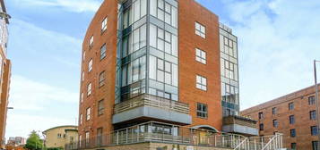 Flat for sale in Hurst Street, Liverpool, Merseyside L1