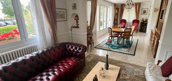 Maison  à vendre, 6 pièces, 3 chambres, 117 m²