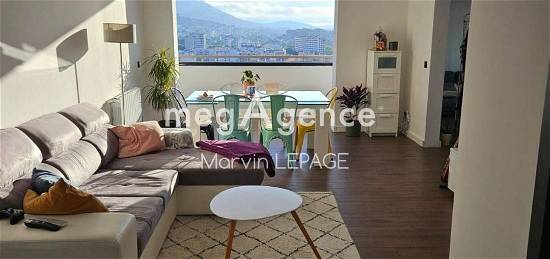 Appartement meublé  à vendre, 3 pièces, 2 chambres, 70 m²