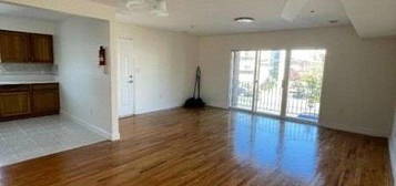 554 Hawthorne Ave Apt 1, Newark, NJ 07112