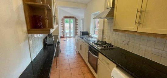 3 bedroom terraced house