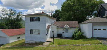 142 Washington St, Corning, NY 14830