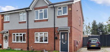 3 bedroom semi-detached house for sale