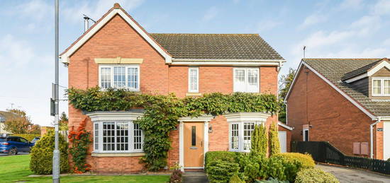 4 bed detached house for sale