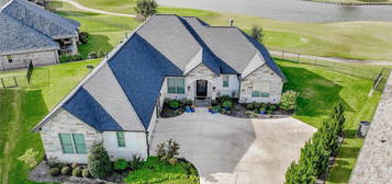 2005 Turnbury Ct, Granbury, TX 76048