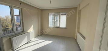 ÇINARDA 2+1 MASRAFSIZ BALKONLU DAİRE