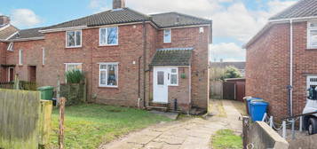 End terrace house to rent in The Avenues, Norwich NR4