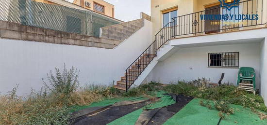 Casa adosada en venta en Cijuela