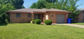 1414 Huron St, Norman, OK 73071