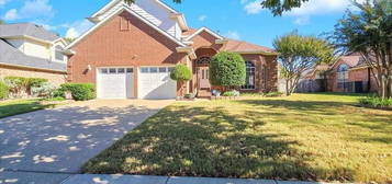 4420 Forsyth Ln, Grand Prairie, TX 75052