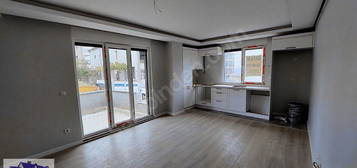 ÜSKÜDAR FERAH MAHALLESİNDE SATILIK SIFIR İSKANLI 2+1 90m2 DAİRE