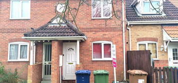 2 bed terraced house to rent