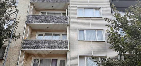 SERHATLI'DAN TURGUTALP MAHALLESİNDE SATILIK ARA KAT DAİRE