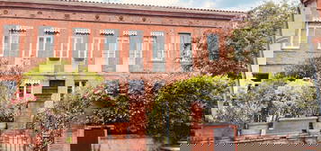 Centre de Toulouse - Opportunité investisseur - Bien rare - Plateau à rénover au dernier étage d'une chartreuse