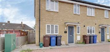 4 bedroom end of terrace house for sale